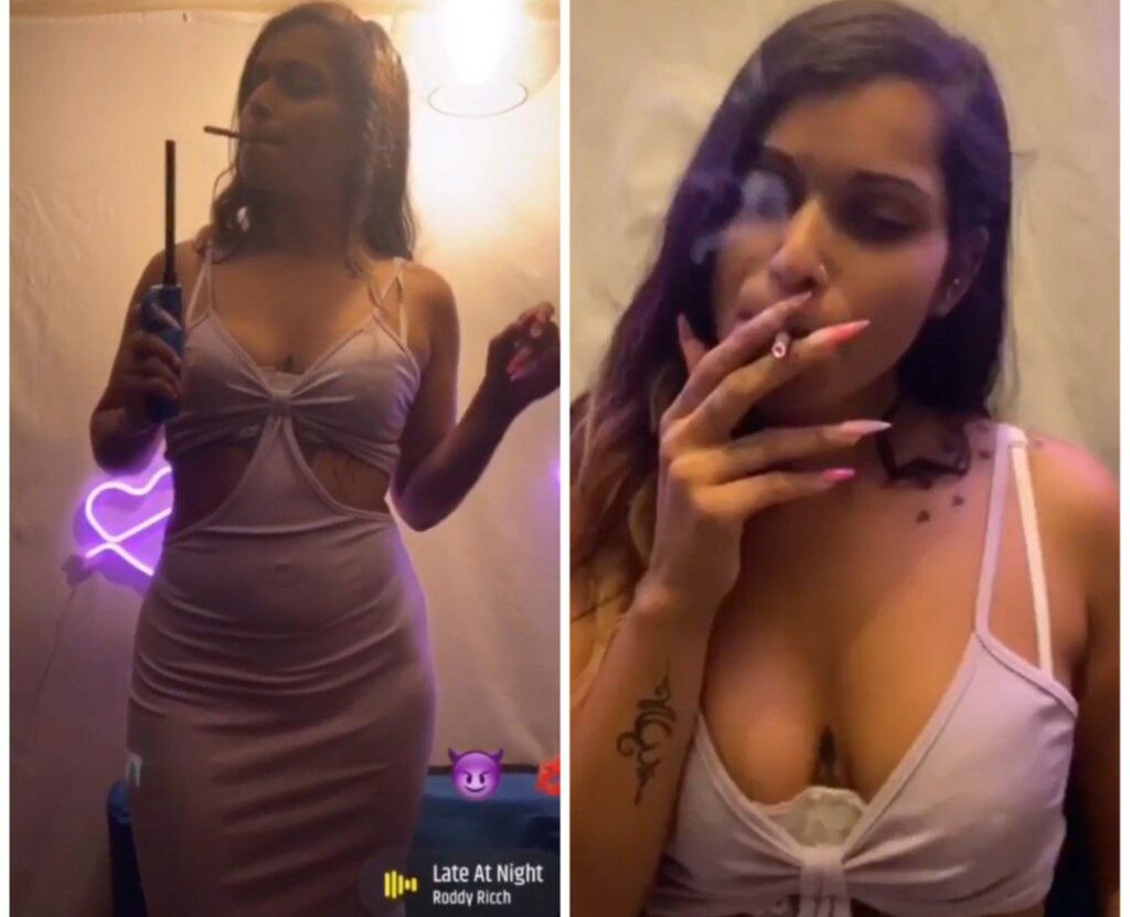 Poonam Pandey Smoking hot