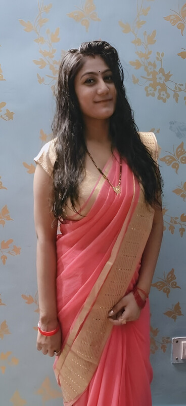 INDIAN SEXY MARRIED ENG TEACHER CHEATING TEASING BIG BOOBIES TO LOVER(08 PICS)